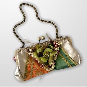 M&W Floral Beaded Vintage Clutch Purse With Chain